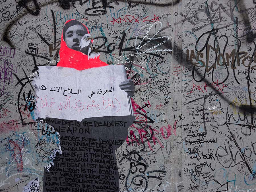 stolen surfaces, konczak, photography, berlin, street art