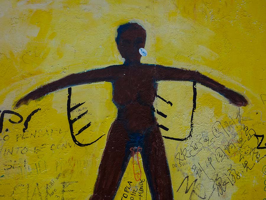 stolen surfaces, konczak, photography, berlin, street art