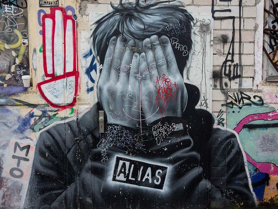 stolen surfaces, konczak, photography, berlin, street art