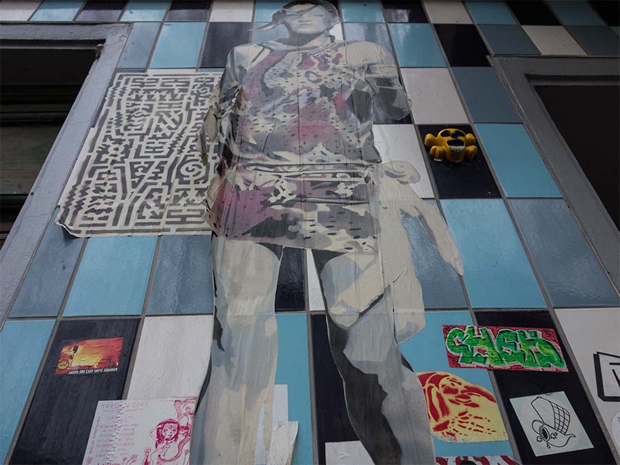 stolen surfaces, konczak, photography, berlin, street art