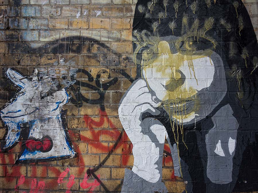 stolen surfaces, konczak, photography, berlin, street art