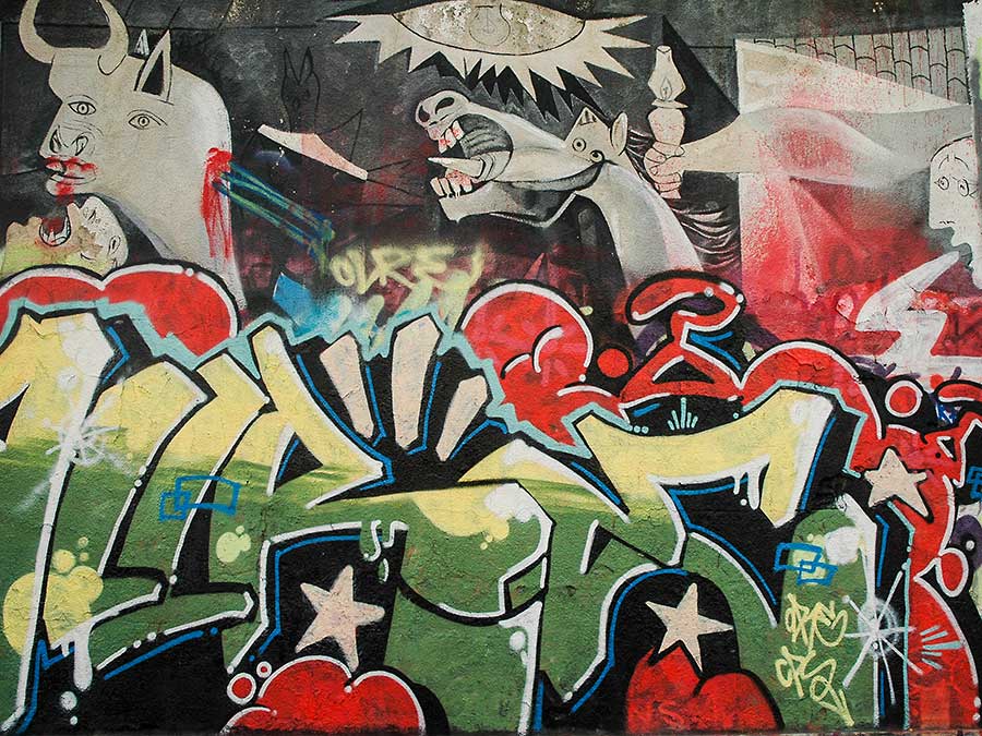 stolen surfaces, konczak, photography, girona, street art