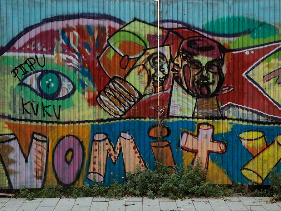 stolen surfaces, konczak, photography, barcelona, street art