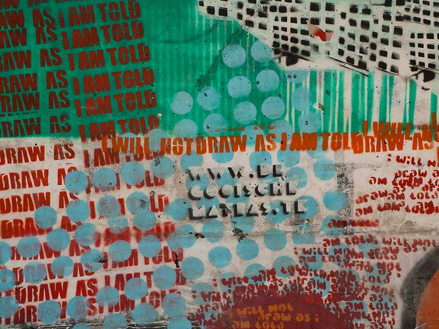 stolen surfaces, konczak, photography, barcelona, street art