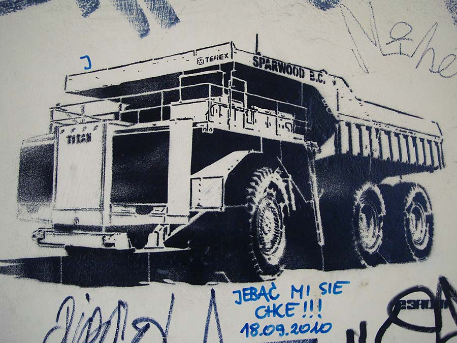 stolen surfaces, konczak, photography, poland, street art