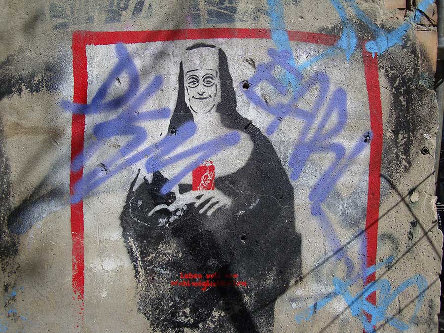 stolen surfaces, konczak, photography, berlin, street art